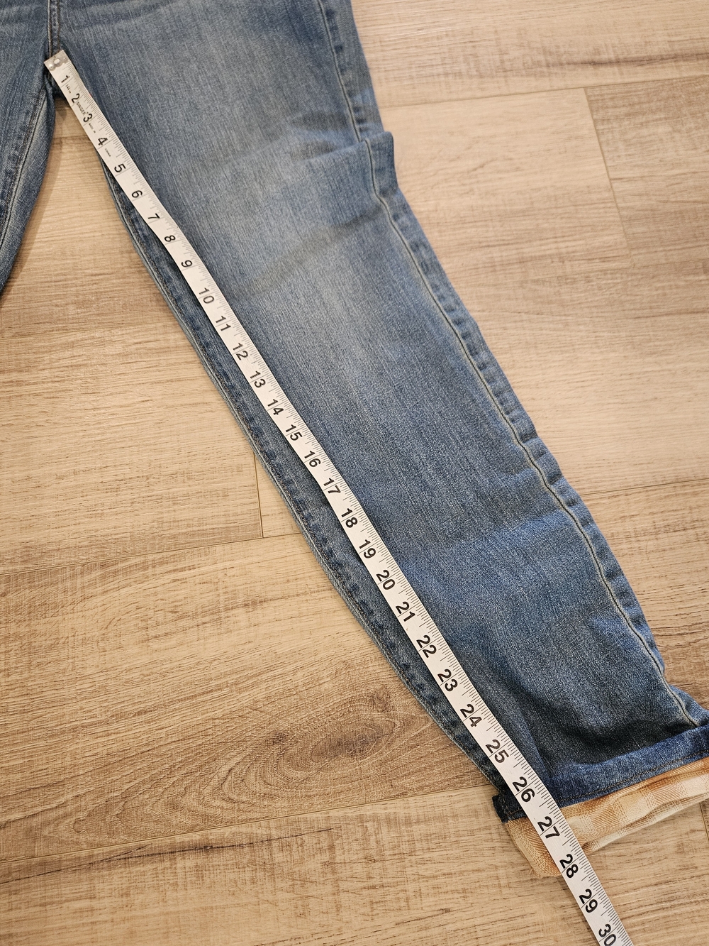 Eddie Bauer Boyfriend Mid Rise Straight Jeans Women's Size 4 Blue Plaid Cuff - Picture 11 of 12
